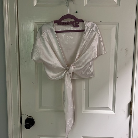 Silk Floral Print Tie Top - Picture 2 of 3